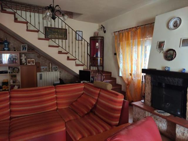 Splendida Casa Indipendente a Canicattì Un'Oasi di Spazio e Comfort