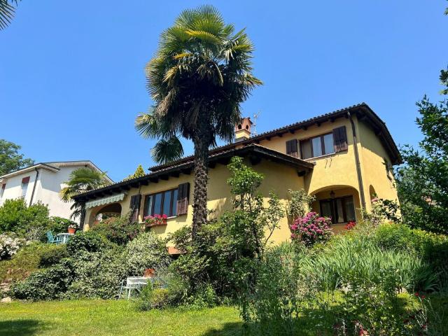 Splendida e caratteristica casa immersa nel verde