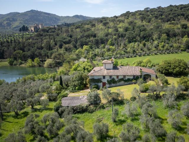 Splendida villa con piscina sulle colline di Firenze 648m² Rignano sull'Arno