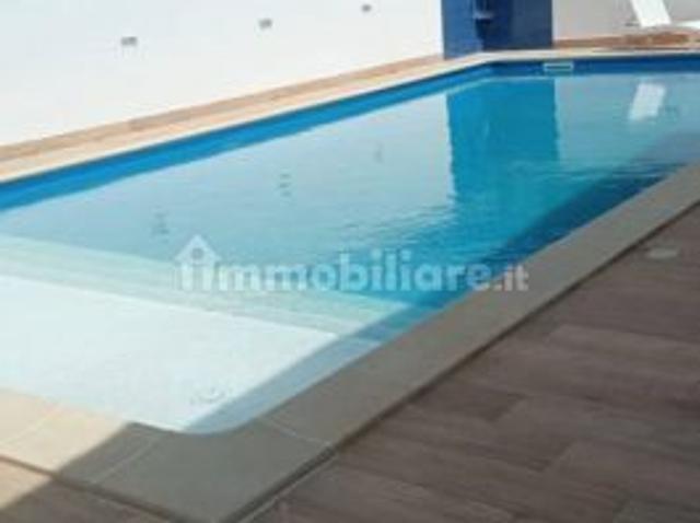 SPLENDIDA VILLA A PINETAMARE