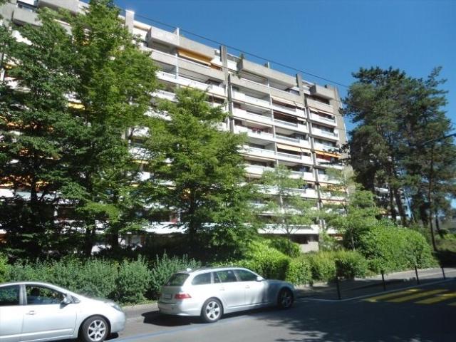 Splendide 9 pièces dans quartier résidentiel