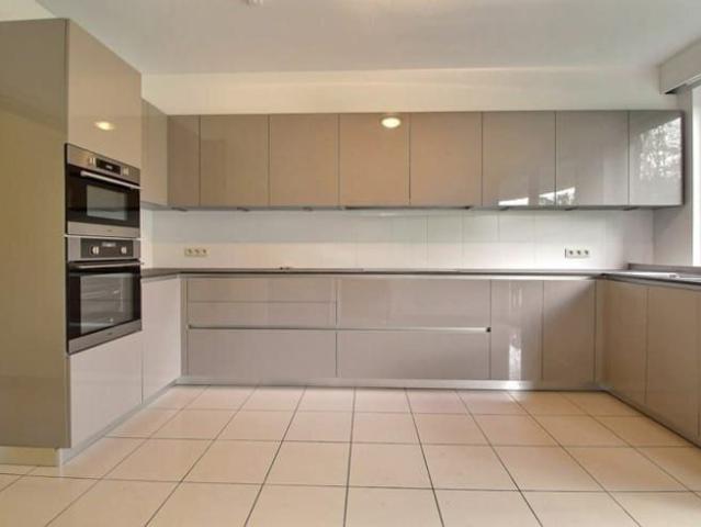 Splendide apartment in the Embassy district