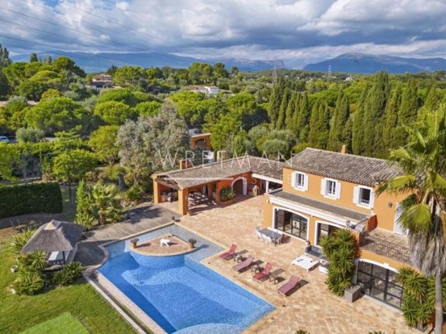 Splendide bastide rénovée Mougins