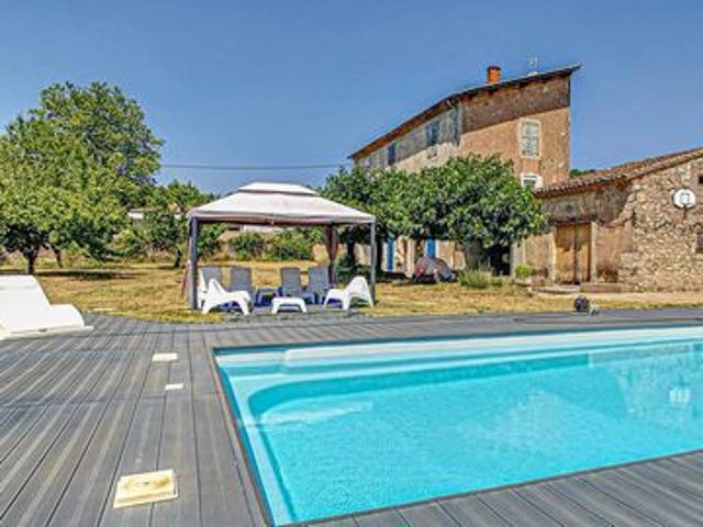 Splendide propriété avec accès privatif à la rivière