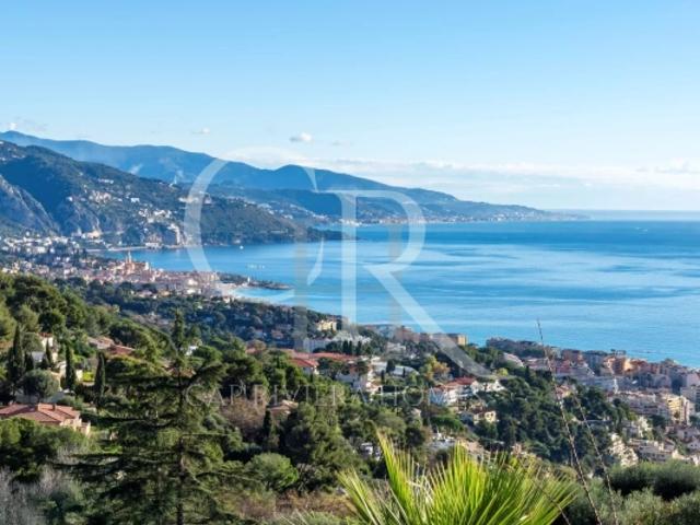 Splendide villa contemporaine à Roquebrune Cap Martin