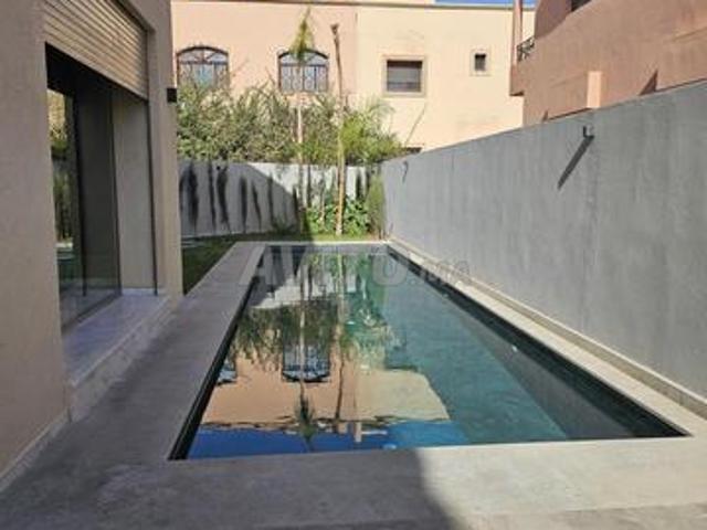 Splendide villa à vendre 435m2 à Targa