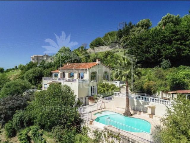 Splendide Villa avec vue panoramique mer et Baous