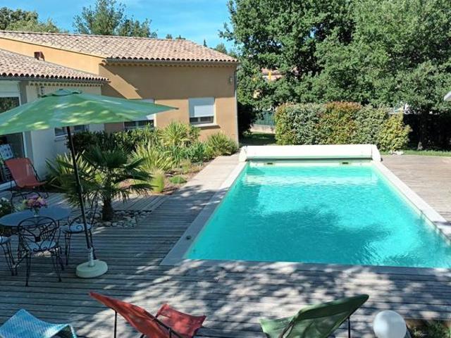 Splendide villa face au Ventoux