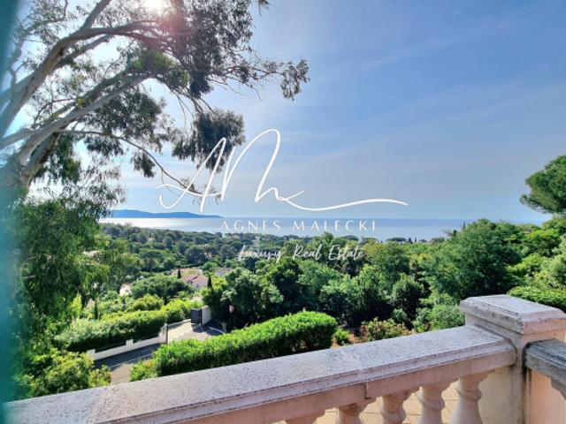 SPLENDIDE VUE MER POUR CETTE BELLE VILLA FACE SUD