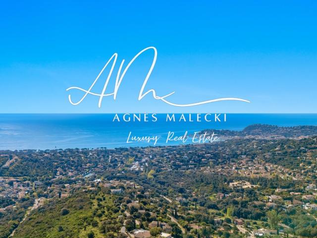 Splendide Vue Sur La Mer Du Cap Lardier Au Port De Cavalaire 175m² Cavalaire sur Mer