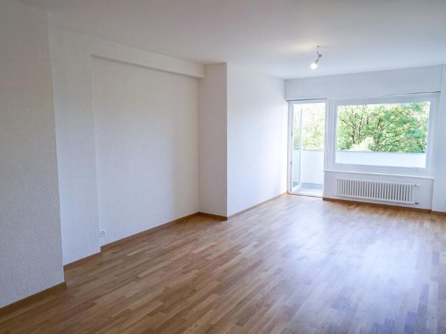 Splendie 4.5 pièces de 138m2 dans immeuble avec piscine privée | dreamo. Ch