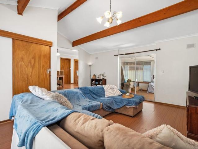 Split level, freshly painted 3 bedroom home in Morphett Vale