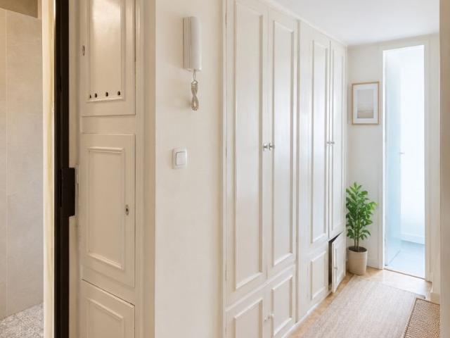 Na sprzedaż 4 pokojowe mieszkanie 65 m² z panoramicznym widokiem na Powiśle