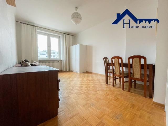 Sprzedam 2 pokojowe mieszkanie 51 m² w Warszawie z windą