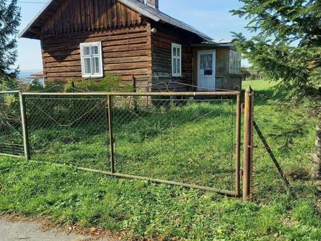 Sprzedam dom na działce 21,87 ar w Sadkach woj. podkarpackie
