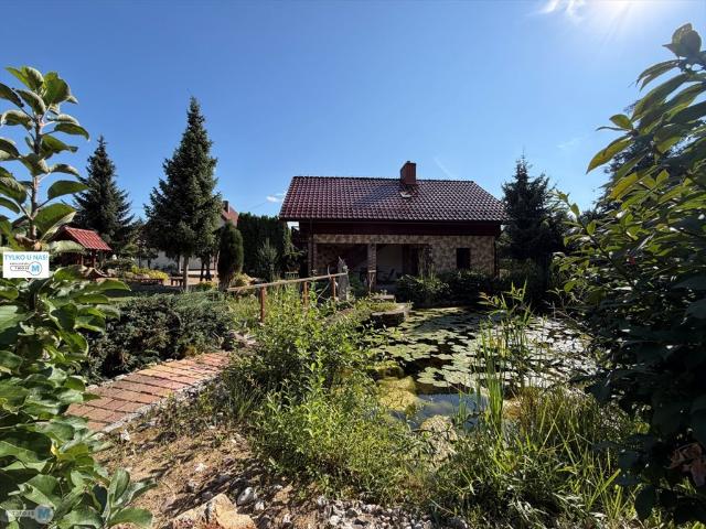 Sprzedam dom z dwoma budynkami i ogrodem 162 m² w Włoszczowie