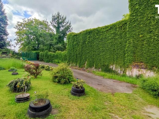 Sprzedam dwurodzinny dom 152 m² z garażami w Rudzie Śląskiej