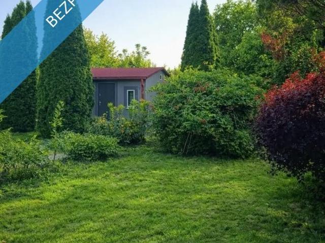 Sprzedam działkę rekreacyjną 300 m² z murowanym domkiem w Ząbkach