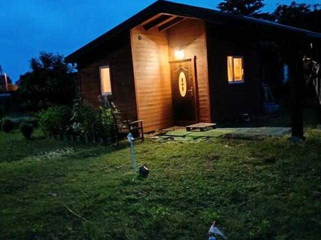 Sprzedam działkę wyd. WZ z domkiem i słupem, dojazd A2