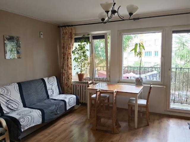 Sprzedam funkcjonalne 44,9 m² mieszkanie z balkonem w Legnicy