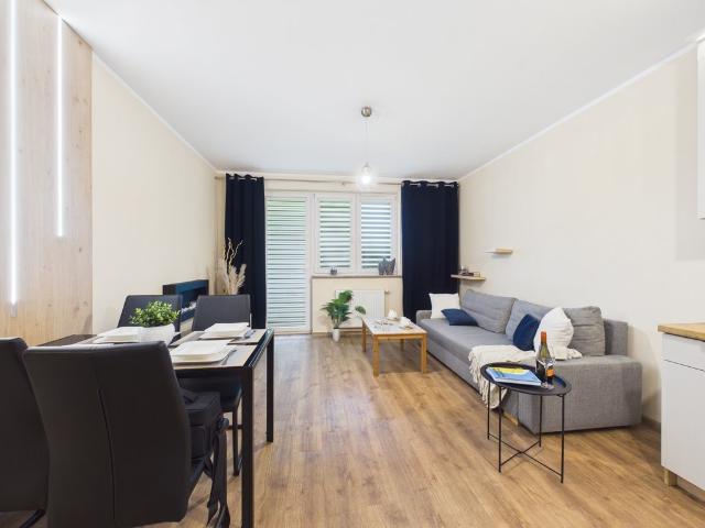 Sprzedam komfortowe 2 pokojowe mieszkanie 38 m² z tarasem