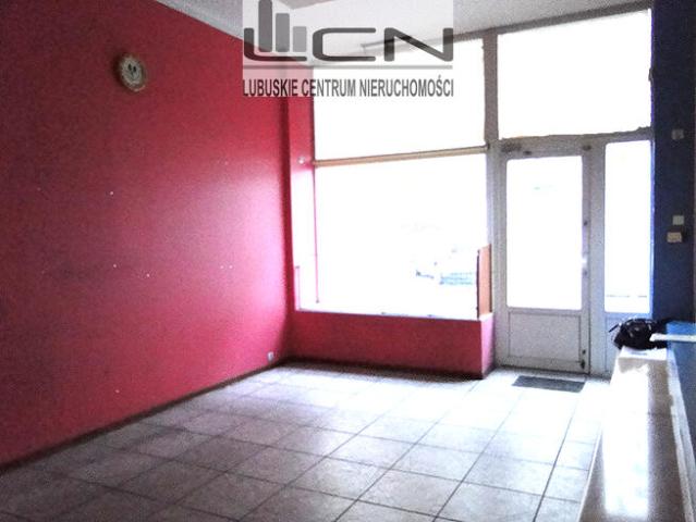 SPRZEDAM LOKAL HANDLOWO USŁUGOWY CENTRUM GORZÓW