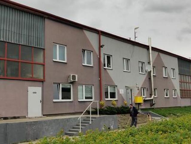 Sprzedam lub wynajmę halę biurowo magazynową 1200m2