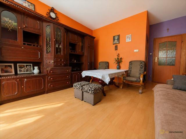 Sprzedam mieszkanie 58 m² z 4 pokojami w świetnej lokalizacji