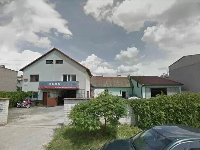 Sprzedam nieruchomość komercyjną