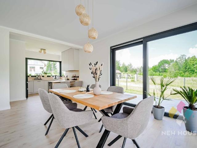 Sprzedam nowoczesny dom 319 m² w Sząbruku nad jeziorem Świętajno