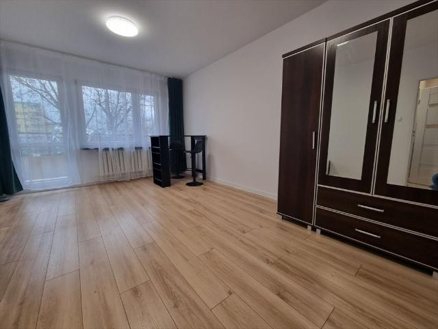 Sprzedam odremontowaną kawalerkę z balkonem w Mysłowicach