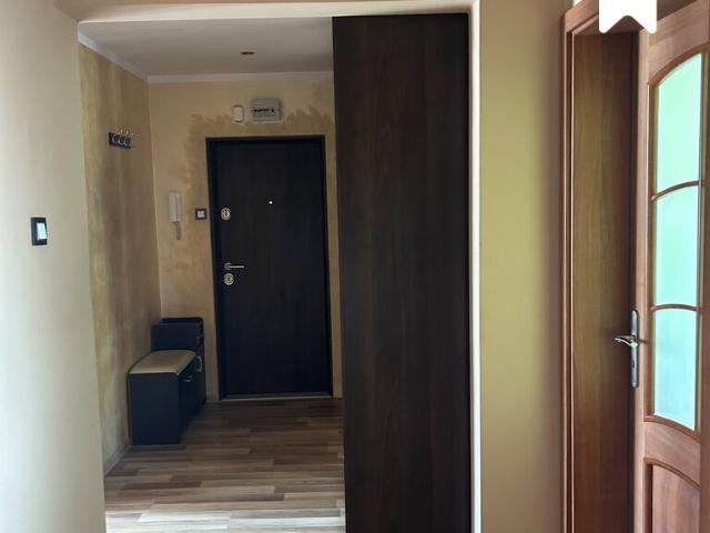 Sprzedam przestronne 4 pokojowe mieszkanie 82 m² w Grójcu
