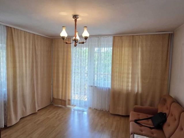 Sprzedam przestronne 58 m² mieszkanie z balkonem w Katowicach