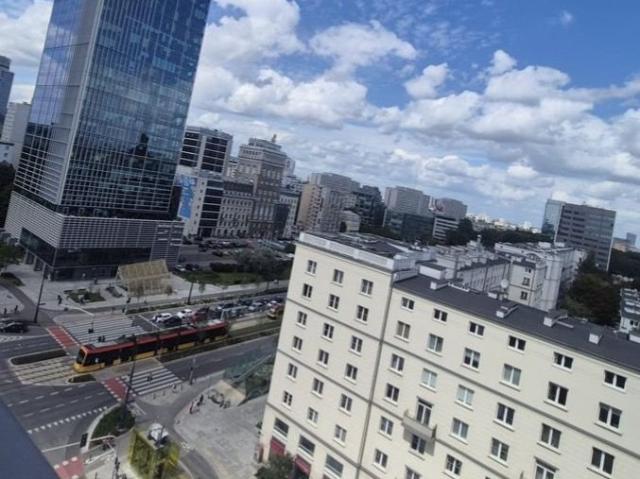 Sprzedam przestronne 2 pokojowe mieszkanie 41,5 m² w Warszawie