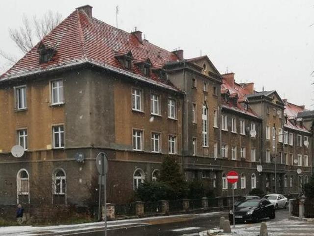 SPRZEDAM PRZESTRONNE 3 POKOJOWE 70,26 m kw. WAŁBRZYCH