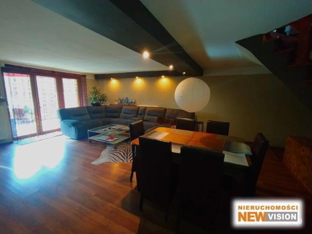 Do sprzedania przestronny dom 270 m² w Dąbrowie Górniczej