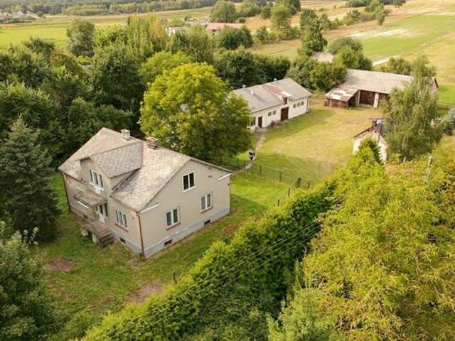Sprzedam siedlisko / dom + budynki gospodarcze w Sobieszyn