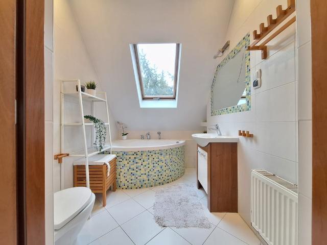 Sprawdź >>> Mieszkanie z antresolą na Targówku 58 m²