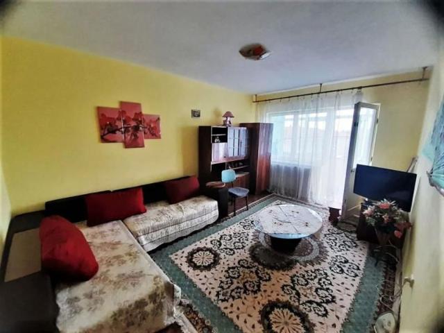 Spre inchiriere 2 camere SUPER PRET/COD CE697