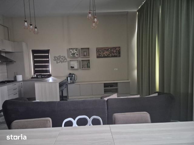 Spre inchiriere ap 3 camere, living, 2 bai
