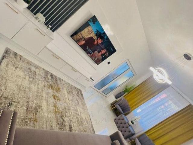 Spre inchiriere, apartament modern, in inima orasului pe str. Vasile A