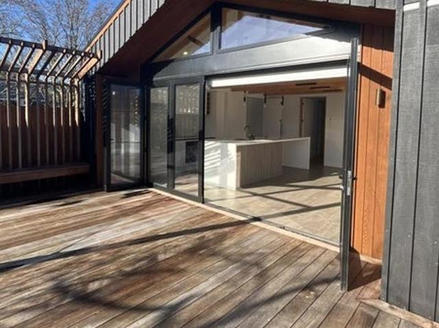 spreydon, 3 bedrooms