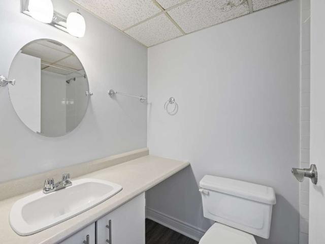 Spring Garden Studio Apartment for Rent at 5770 Spring Garden Rd, Halifax, NS B3H 4J8