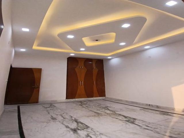 Spring Field Colony, Sector 31 3 Bedroom 2050 Sq. Ft. Builder Floor in Spring Field Colony Faridabad Listing ID: #10396