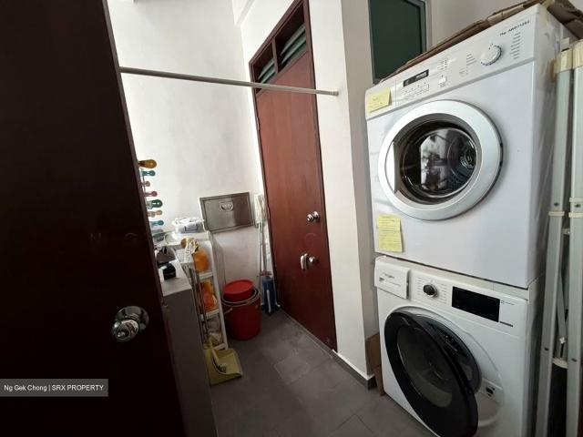 Springdale Condominium D21, Condominium
