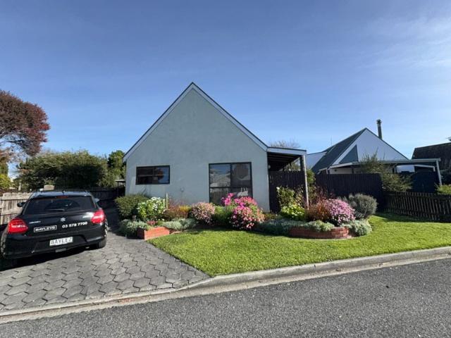 springlands, 2 bedrooms