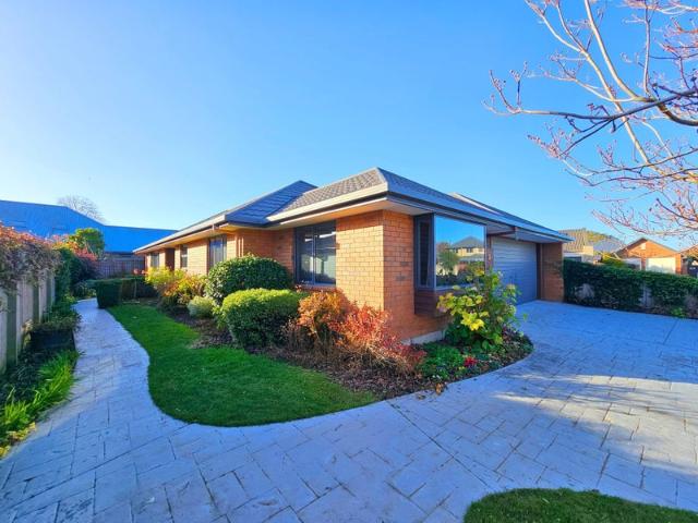 springlands, 3 bedrooms