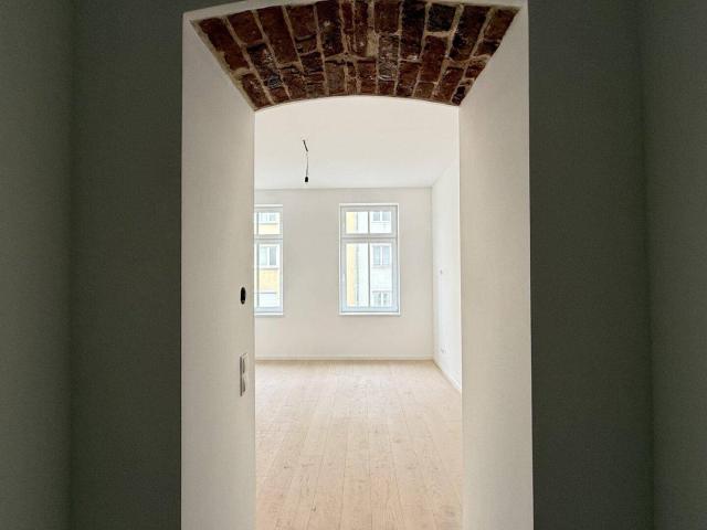 #SQ TOLLE 2 ZIMMER ALTBAUWOHNUNG NEULERCHENFELDERSTRASSE Top 22