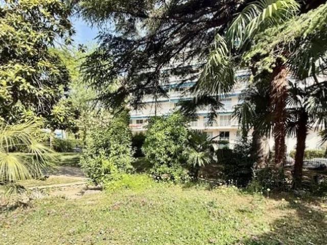 SQUARE CARNOT