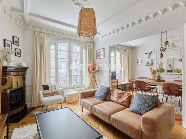 Square Carpeaux